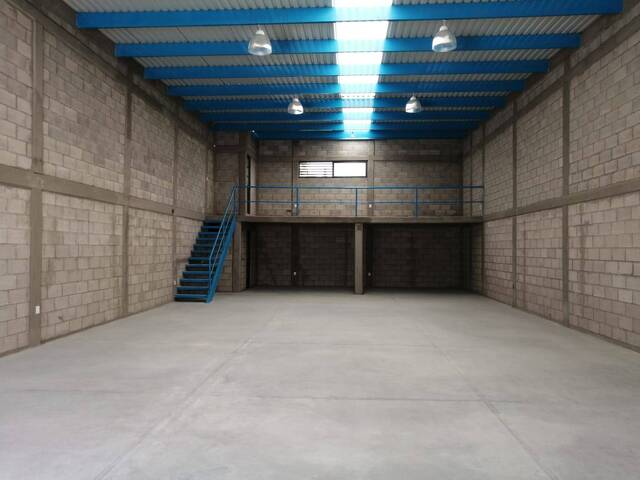 #1405 - Bodega comercial para Renta en Querétaro - QT